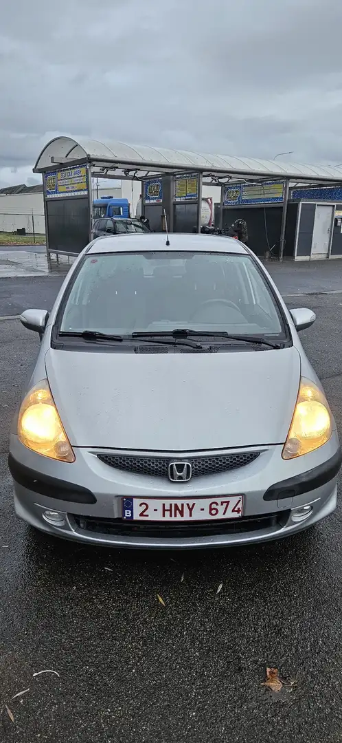 Honda Jazz 1.4 CVT LS - 1