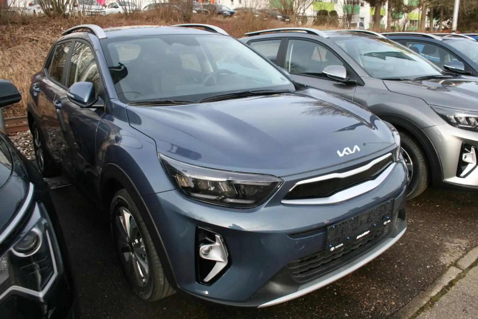Kia Stonic 1.0 T-GDI 100 OPF DCT7 Vision (YB/YB-KMD) Blau - 2