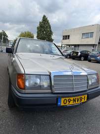 Mercedes-Benz 300 E W124 1985 | Belastingvrij | Ai