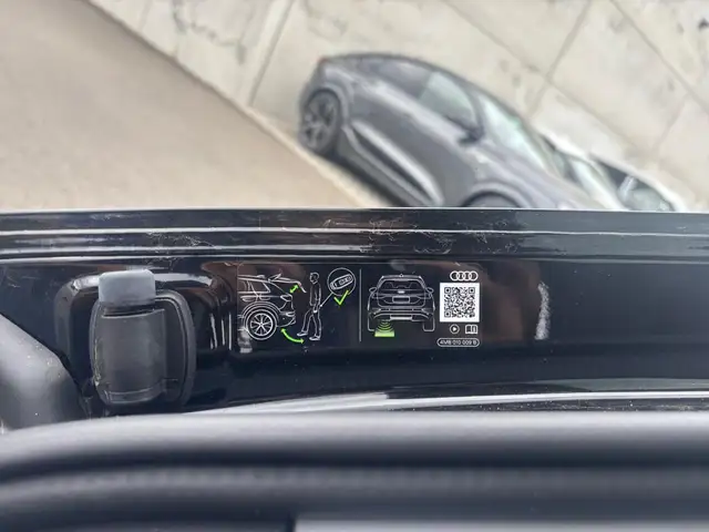 Audi A6 view 4