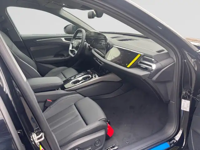 Audi A6 view 19