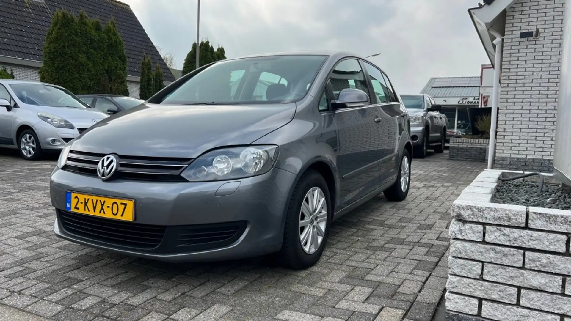 Volkswagen Golf 1.4TSI Comfortline Nieuwe koppeling!!! Grijs - 2