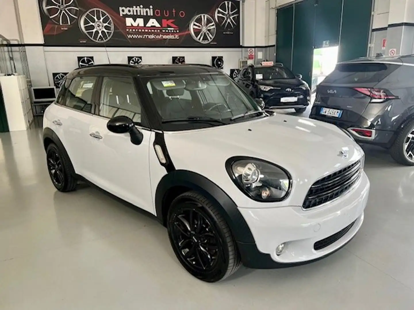 MINI Cooper D Countryman Mini Countryman 2.0 Cooper D automatica Blanc - 2