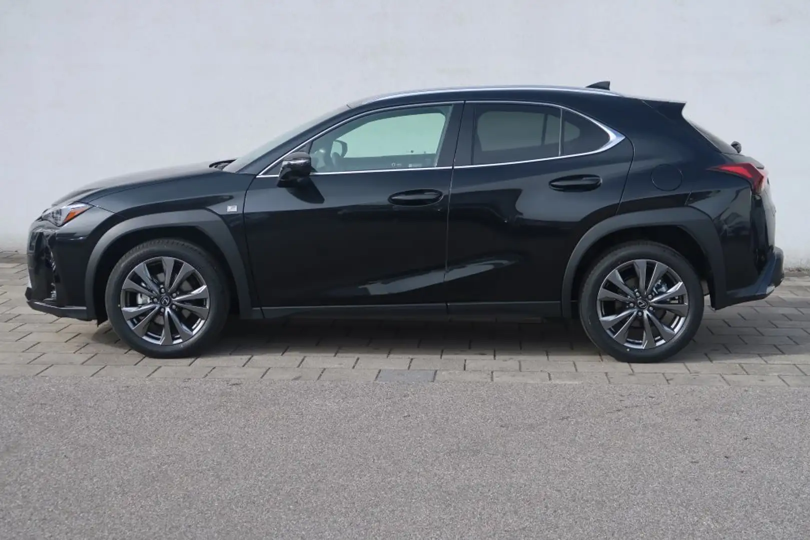 Lexus UX 300h UX 300h F SPORT Design Černá - 2