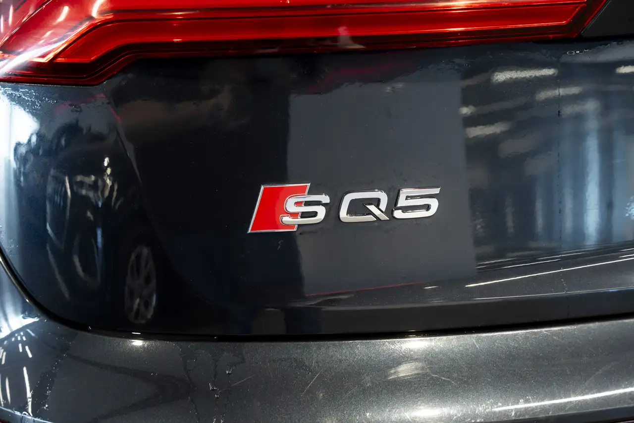 Audi SQ5 снимка Audi SQ5