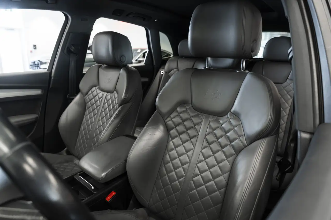 Audi SQ5 снимка Audi SQ5