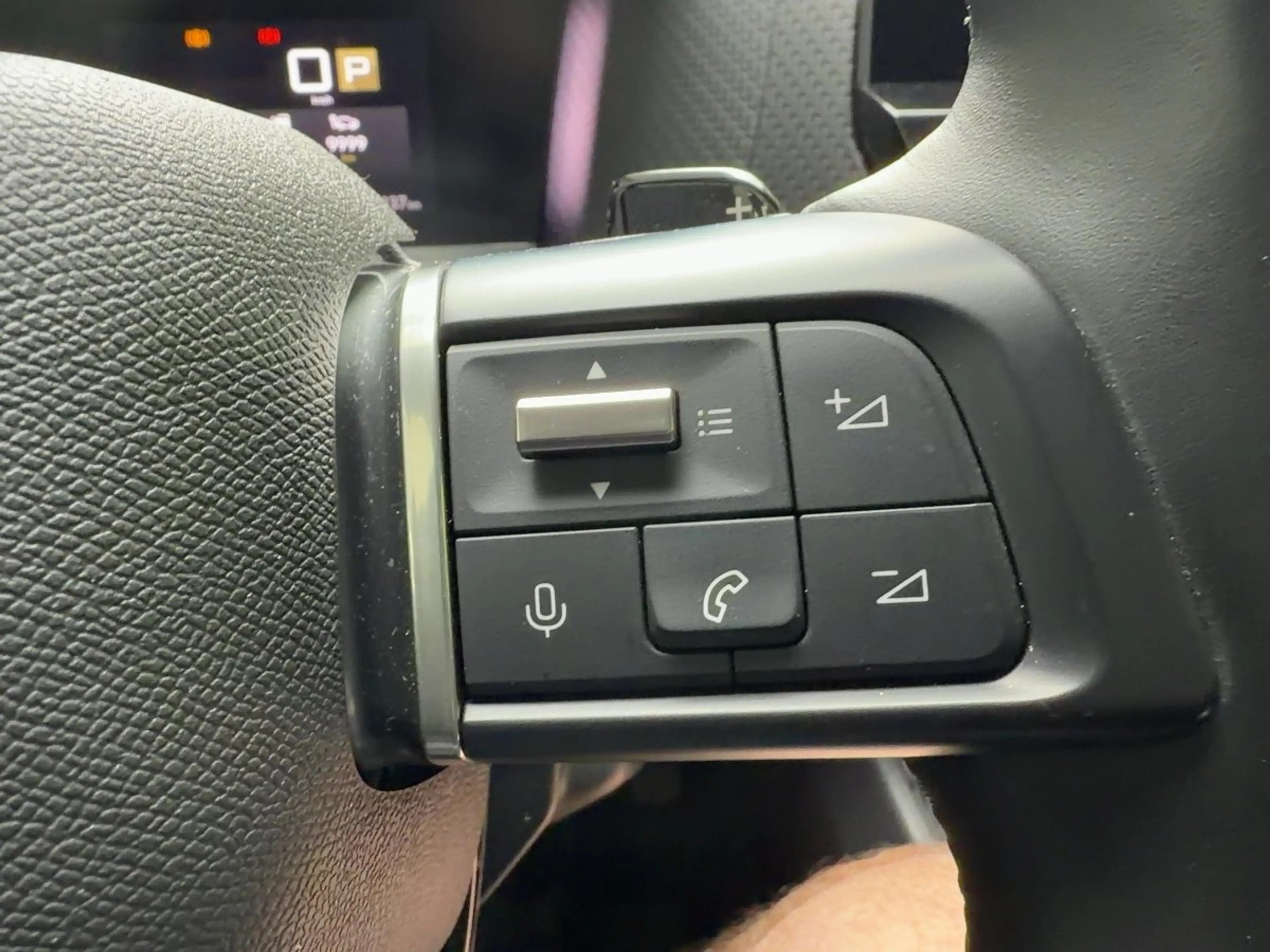 Citroen C4 X AT8 Max HUD/FullLED/Navi/KlimaA/PDC/Kamera — photo 15