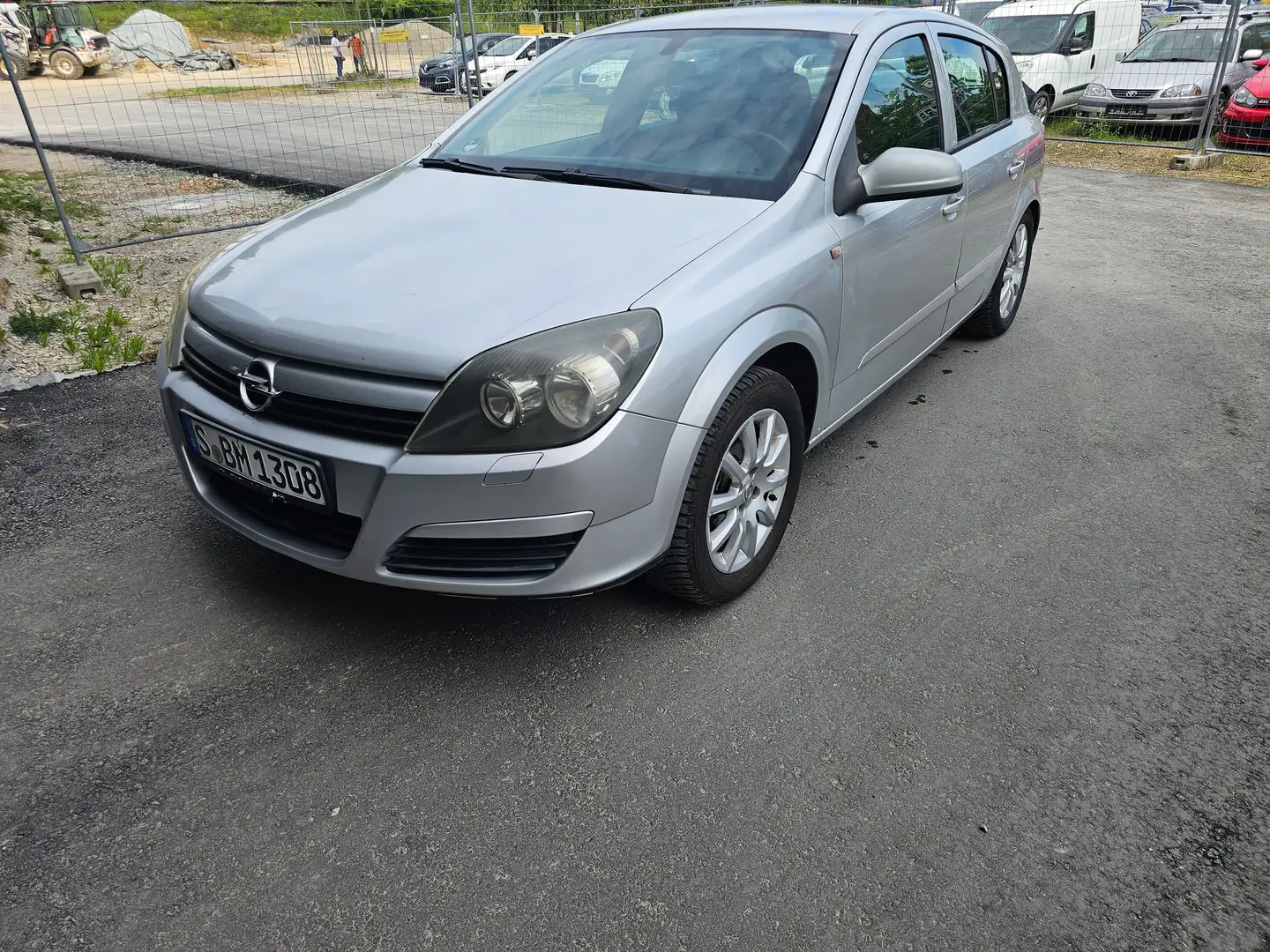 Opel Astra 1.6 Elegance Plateado - 2
