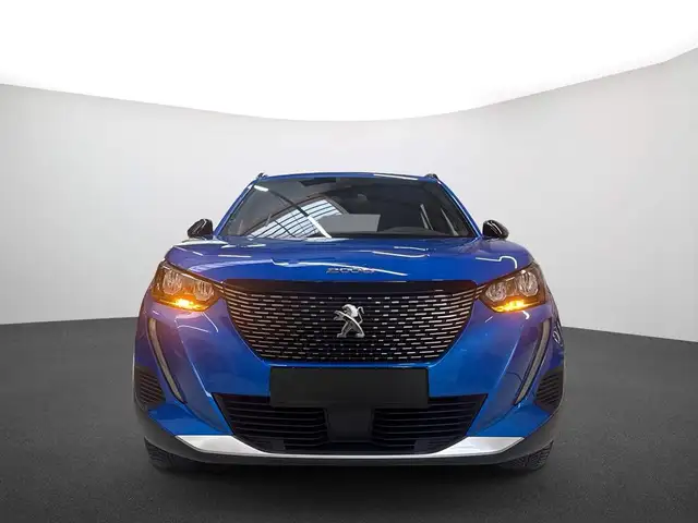 Peugeot 2008 view 2