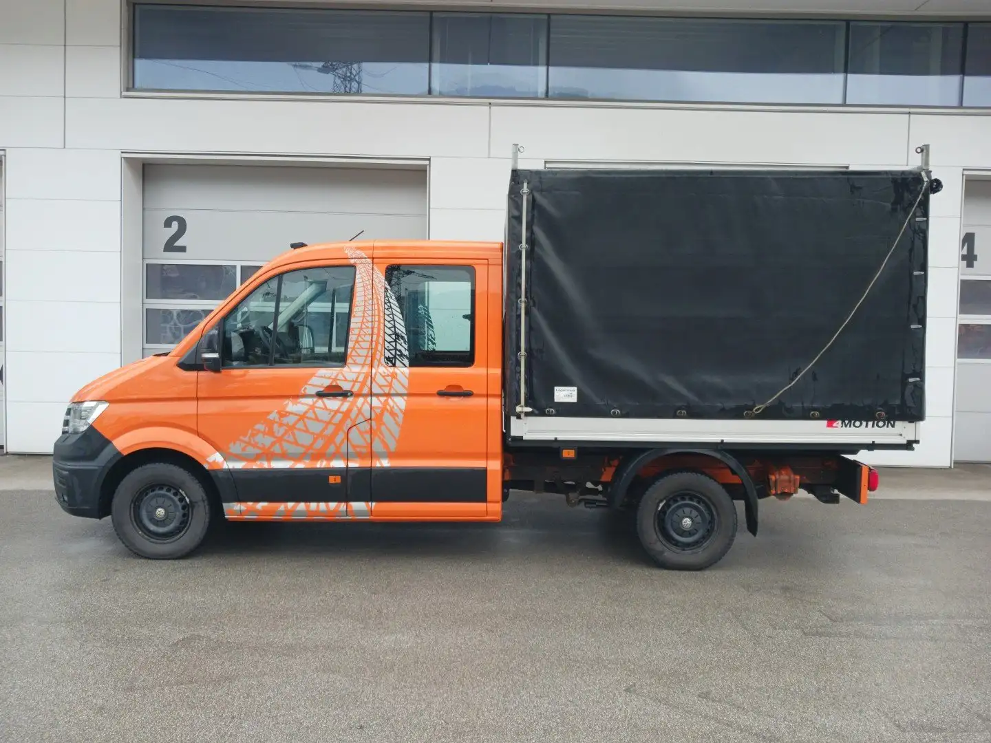 Volkswagen Crafter Pritsche 35 DOKA Trendline mittellang 4MOTION Orange - 2