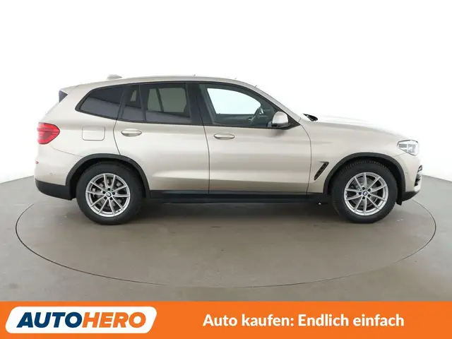 BMW X3 view 7