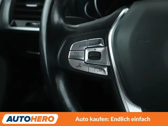 BMW X3 view 26