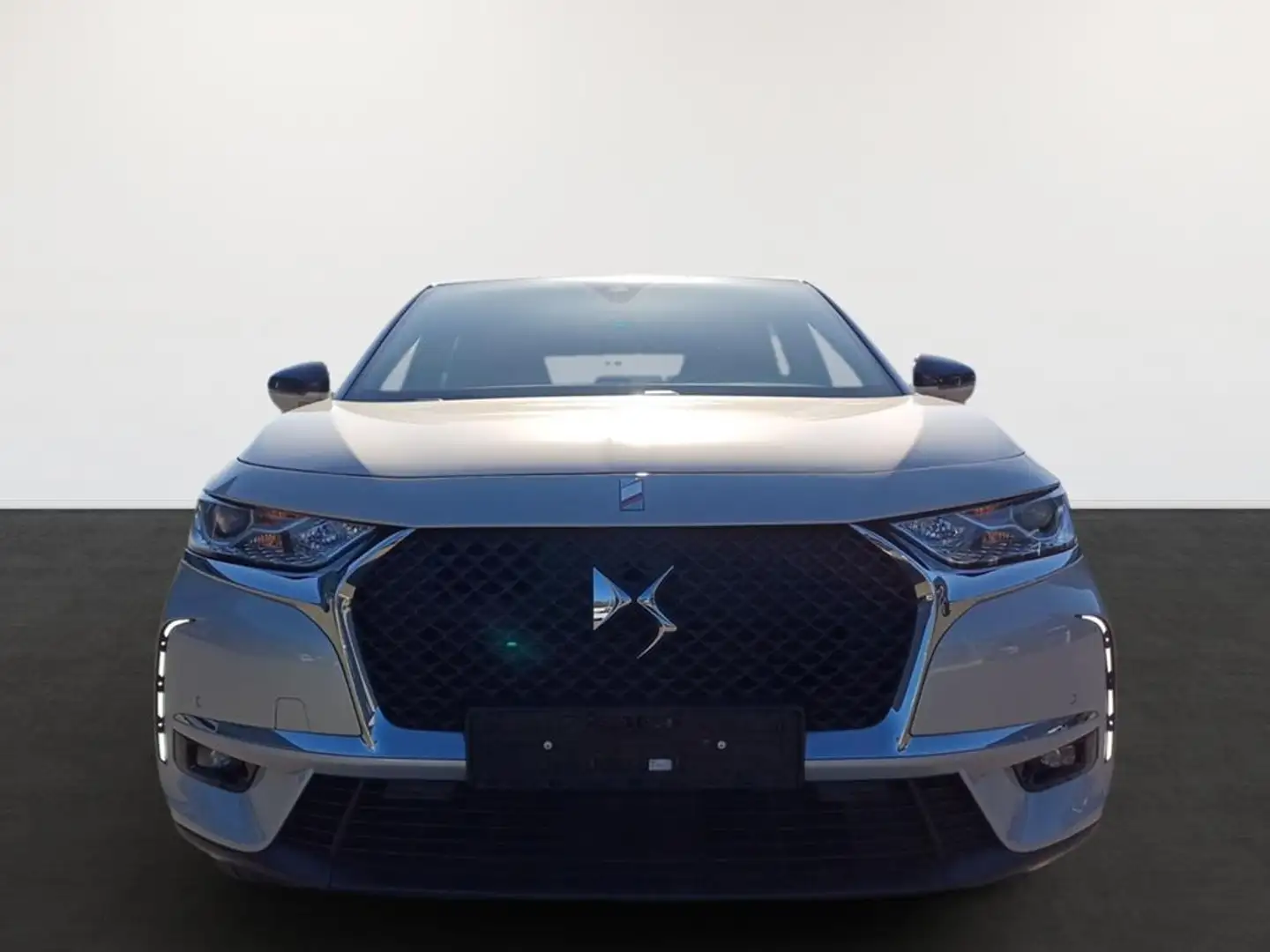 DS Automobiles DS 7 Crossback E-Tense 4x2 225 Bastille+ Grau - 2