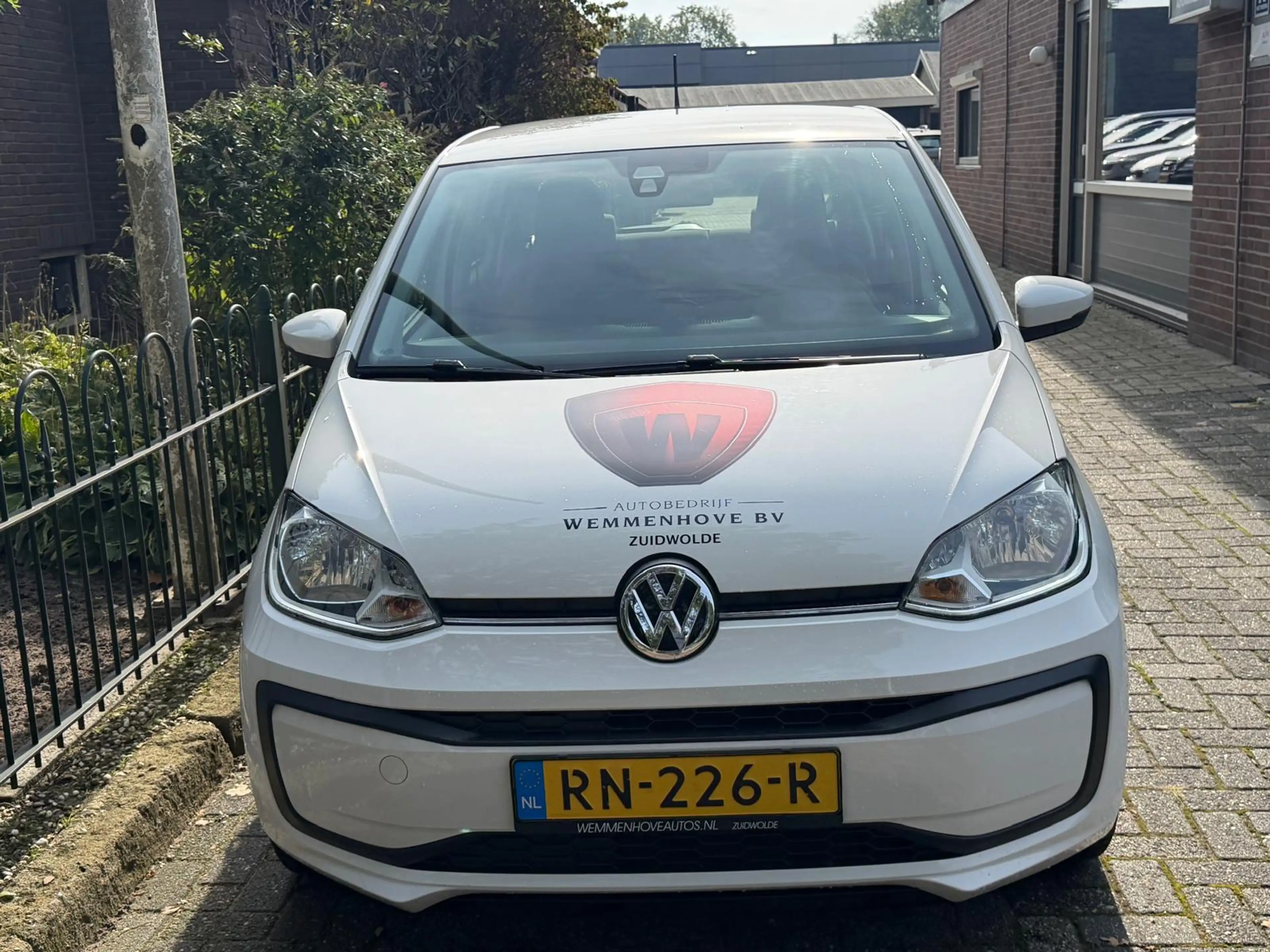 Volkswagen up! 1.0 BMT move up! — photo 4