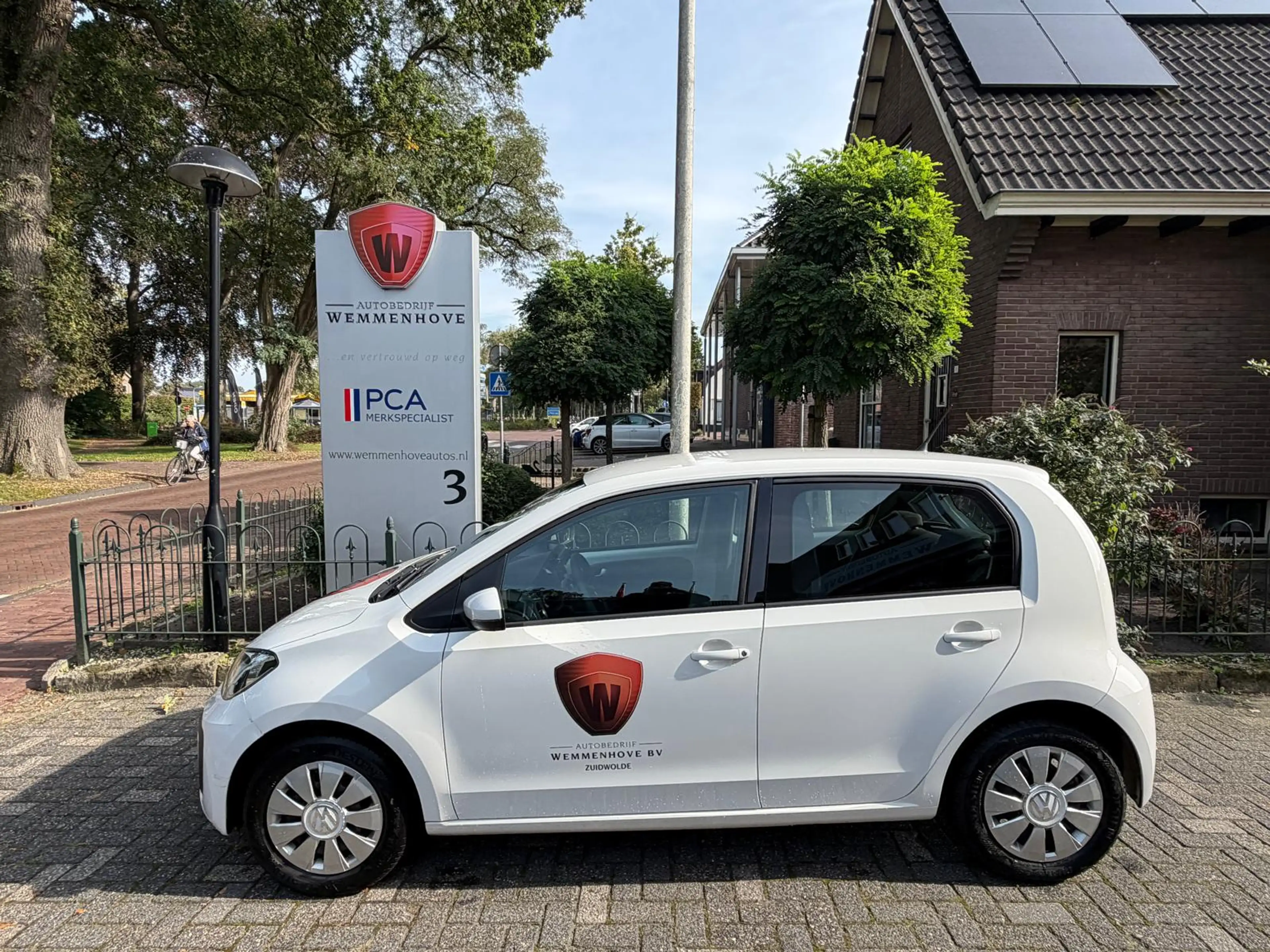 Volkswagen up! 1.0 BMT move up! — photo 5