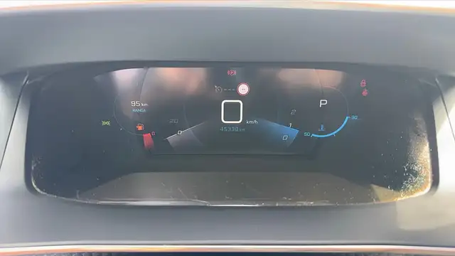 Peugeot 2008 view 12