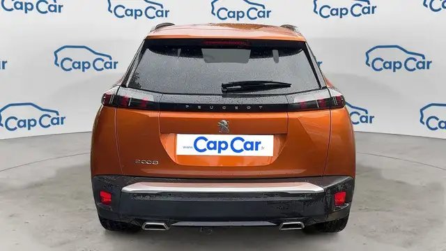 Peugeot 2008 view 3