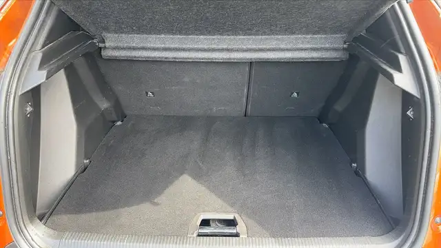 Peugeot 2008 view 14