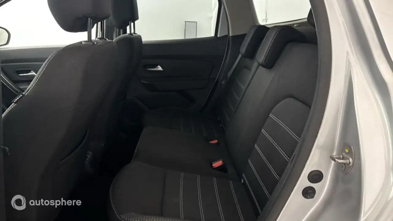 Dacia Duster — photo 13
