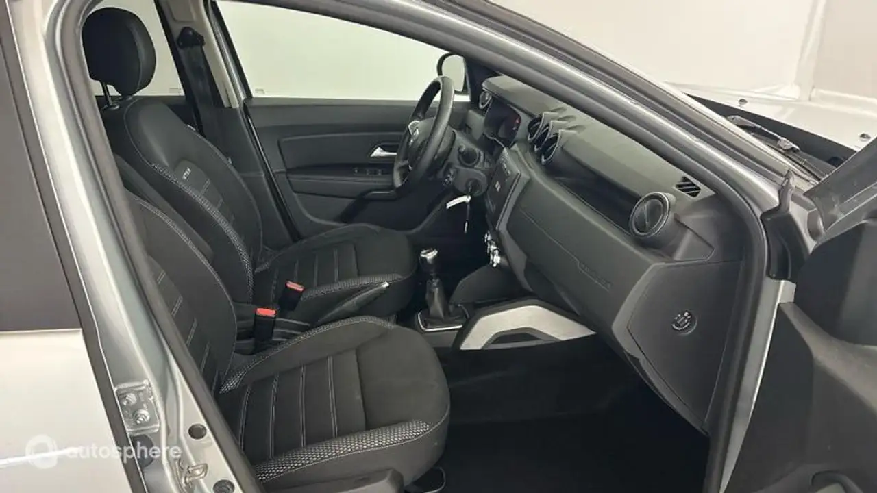 Dacia Duster — photo 15