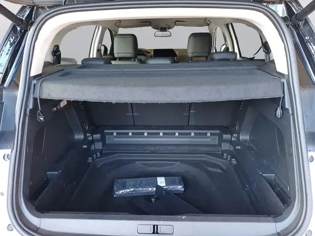 Citroen C5 Aircross view 8