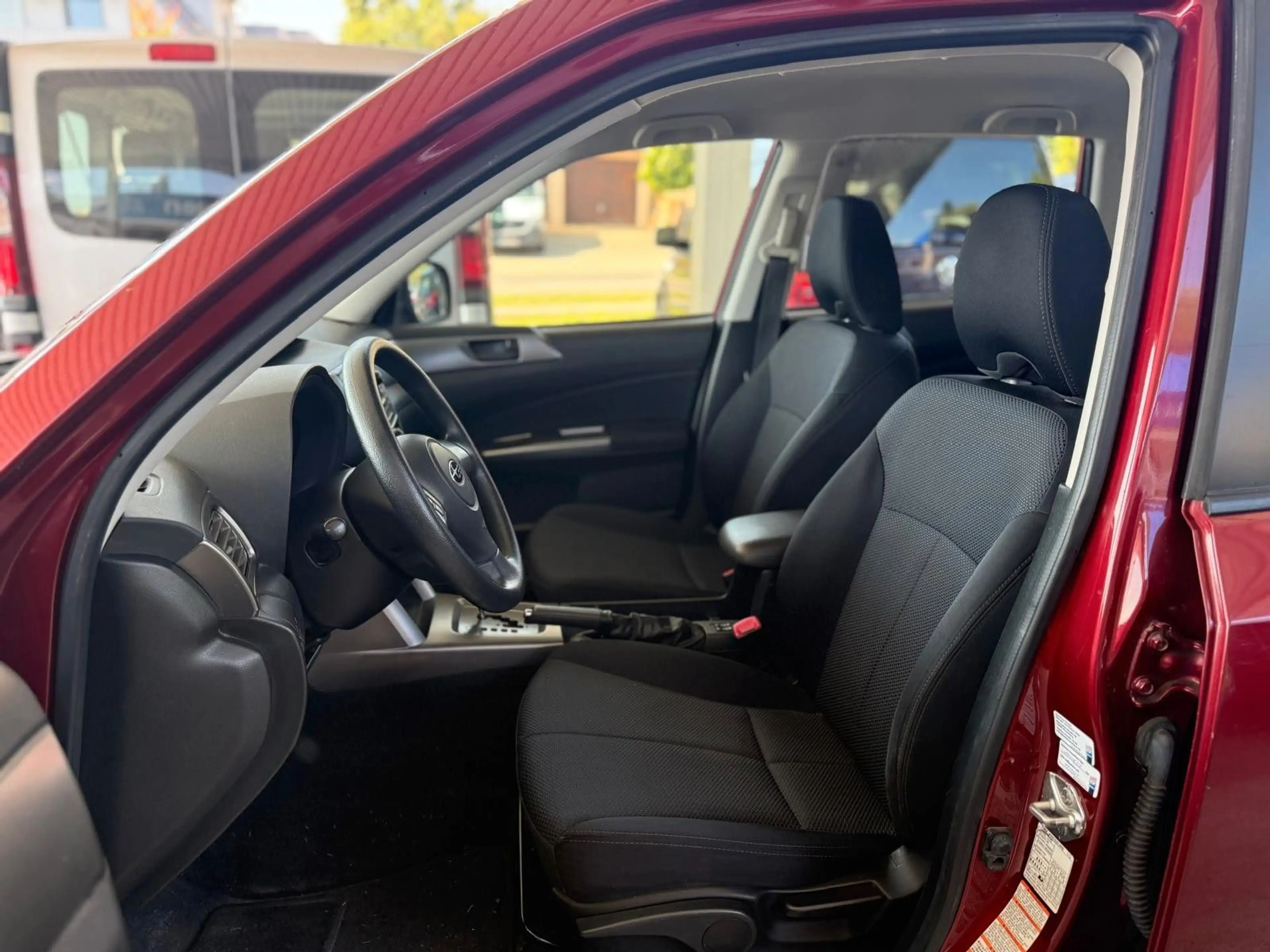Subaru Forester Active Aut*1.Hand*TÜV Neu*AHK*8-fach BR — photo 8