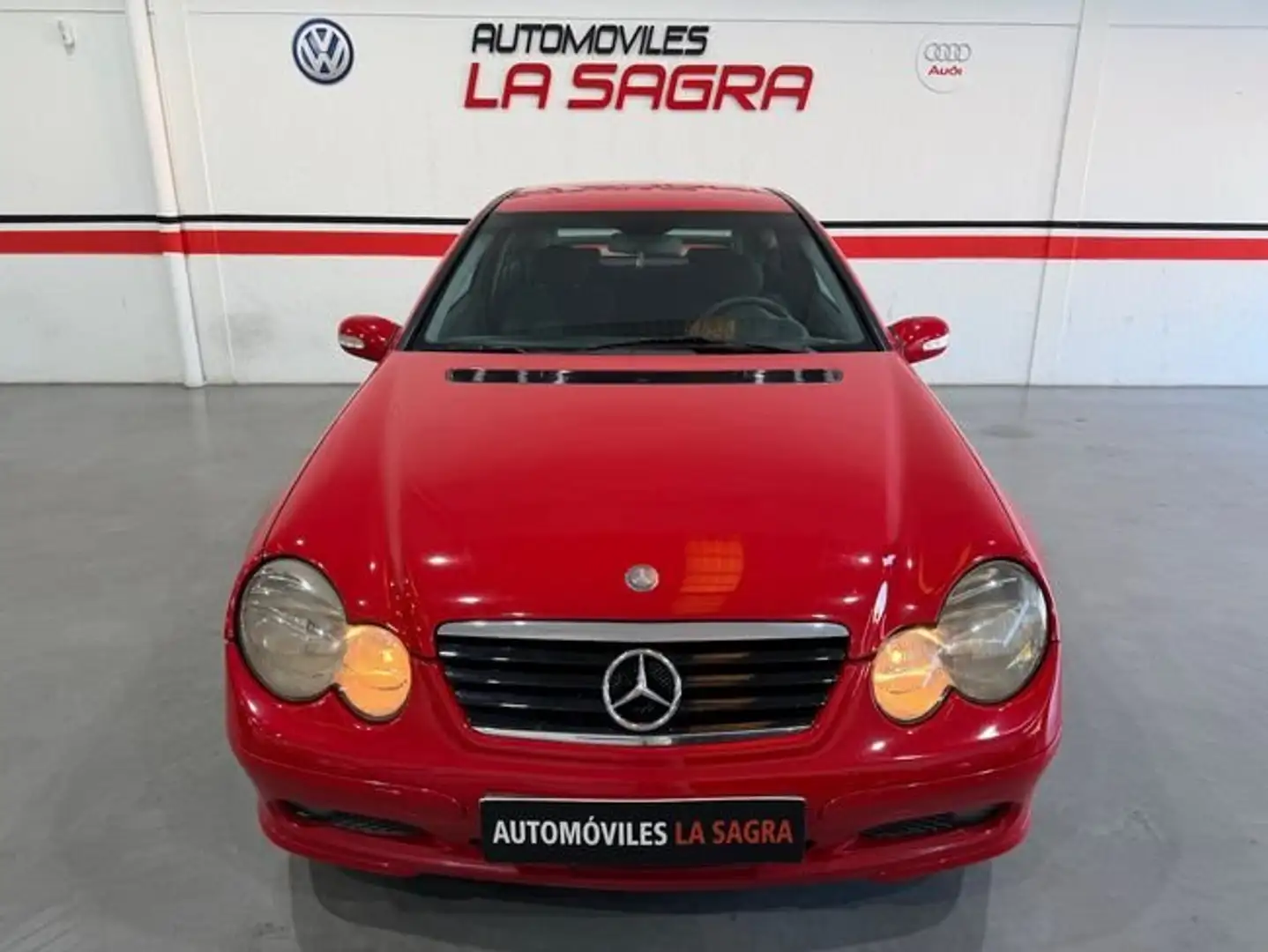 Mercedes-Benz C 180 Sportcoupe Rojo - 2
