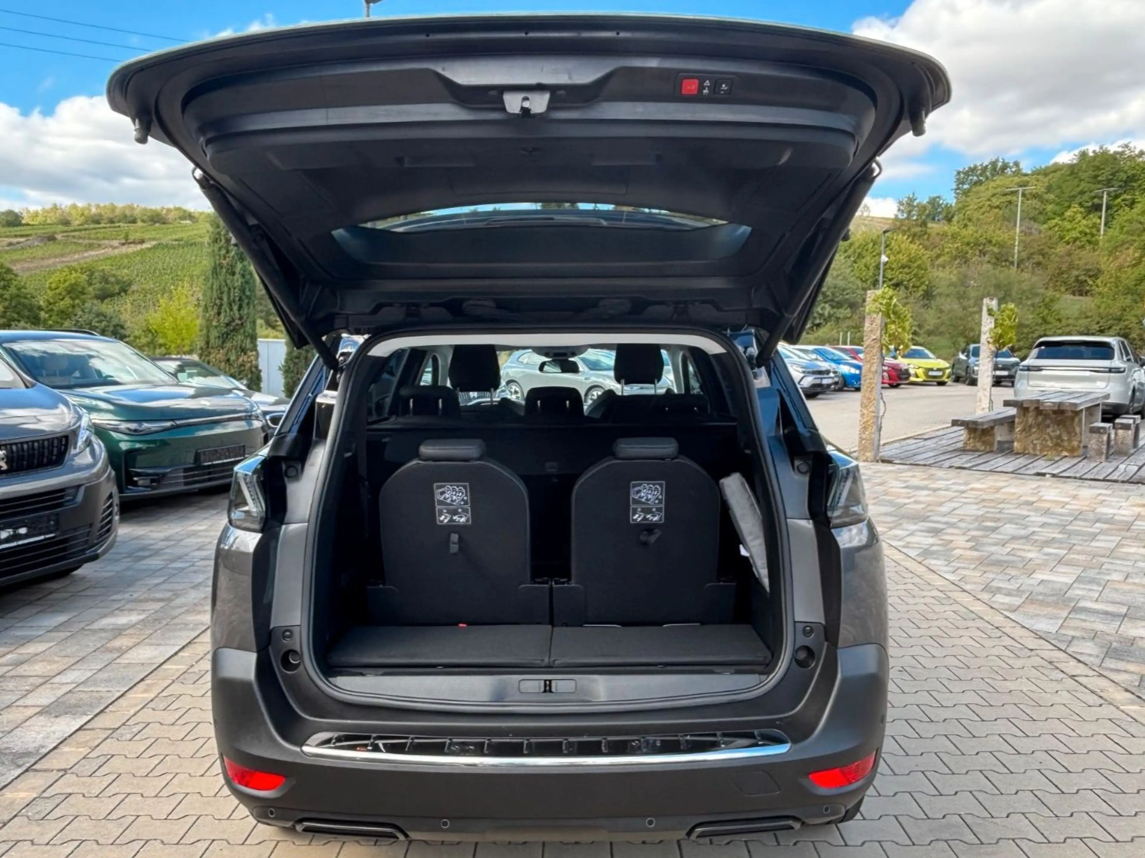 Peugeot 5008 Allure Pack | 7 Sitze | SHZ| CarPlay — photo 8