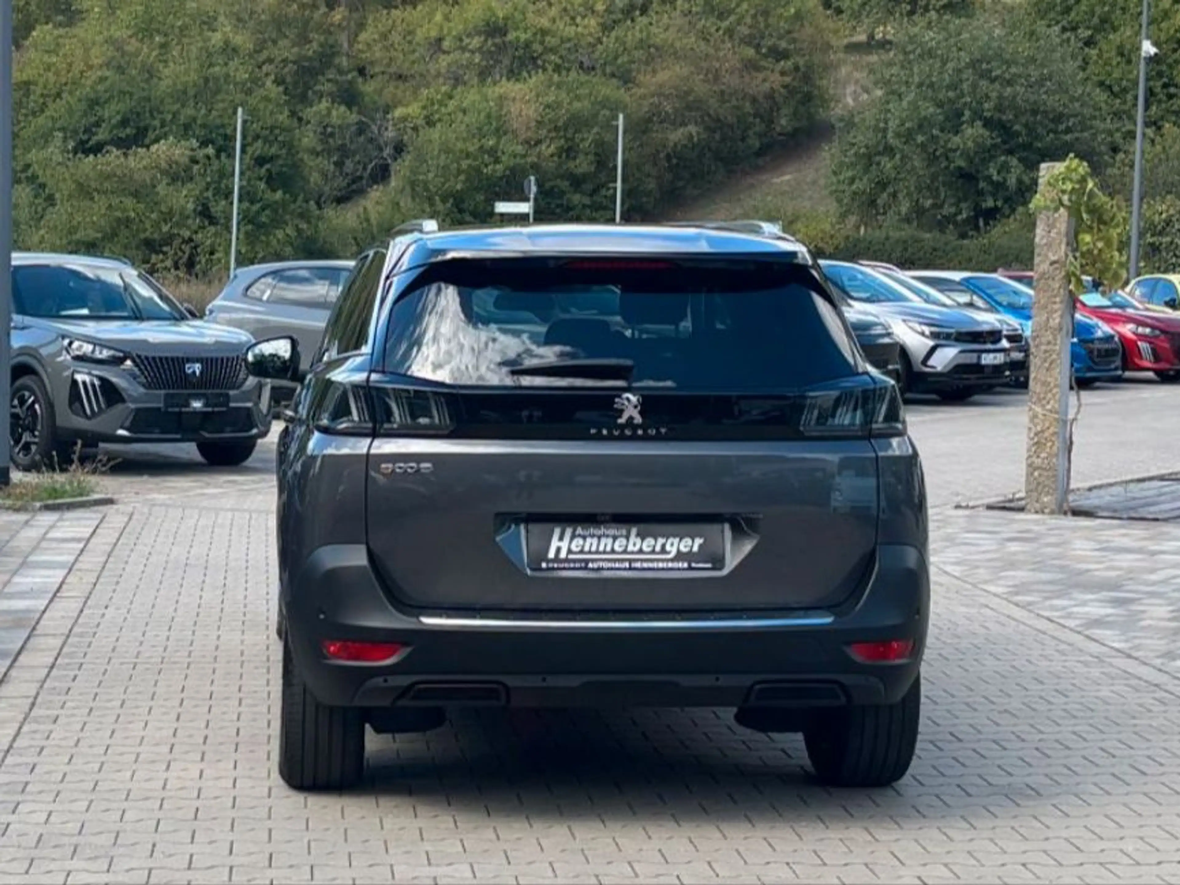 Peugeot 5008 Allure Pack | 7 Sitze | SHZ| CarPlay — photo 6