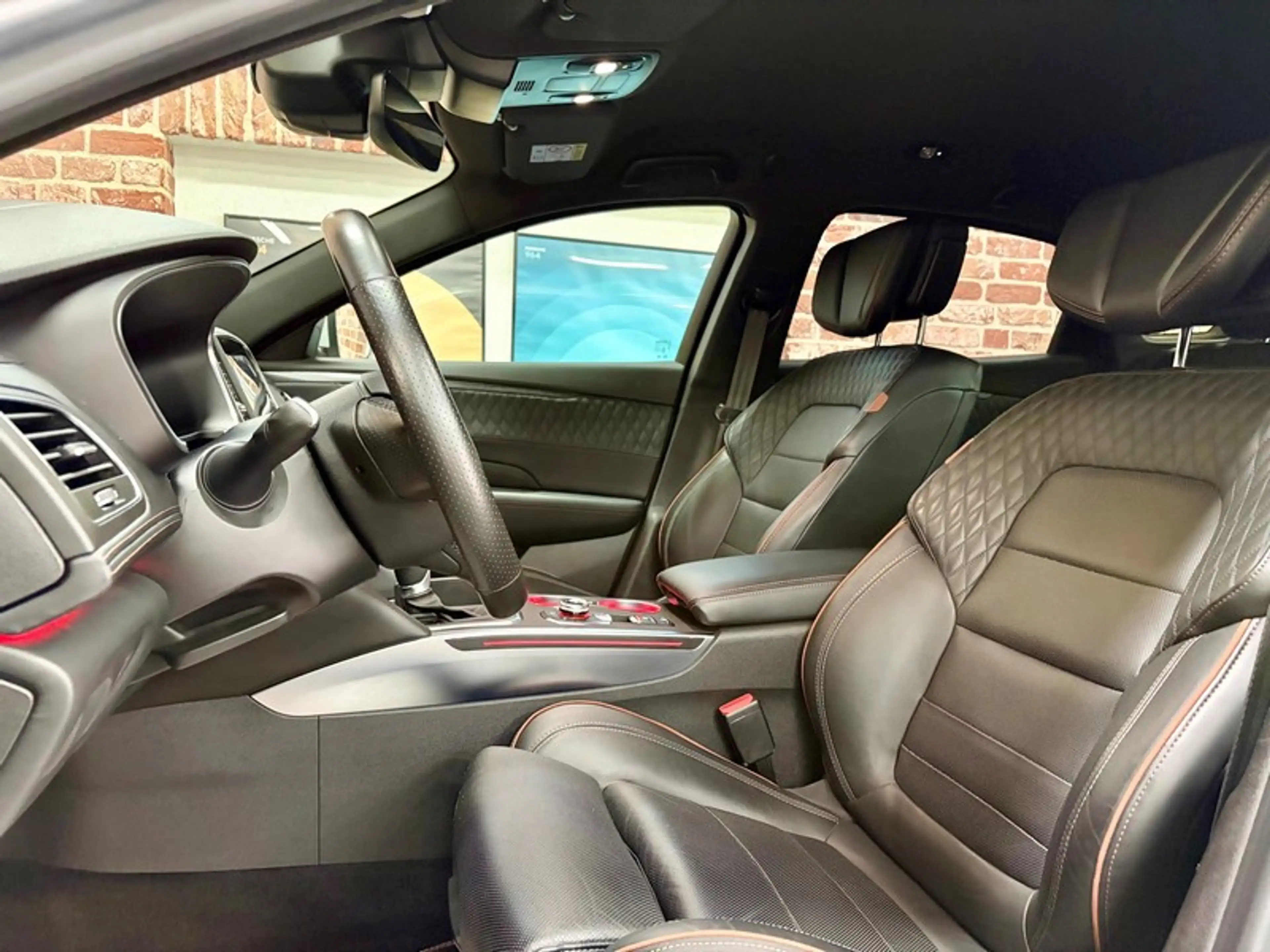Renault Talisman Talisman Limousine 2.0 Blue dCi 189cv Auto 4-Cont — photo 5