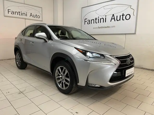 Lexus NX 300h 2.5 Executive 4wd cvt-LEGGI SOTTO