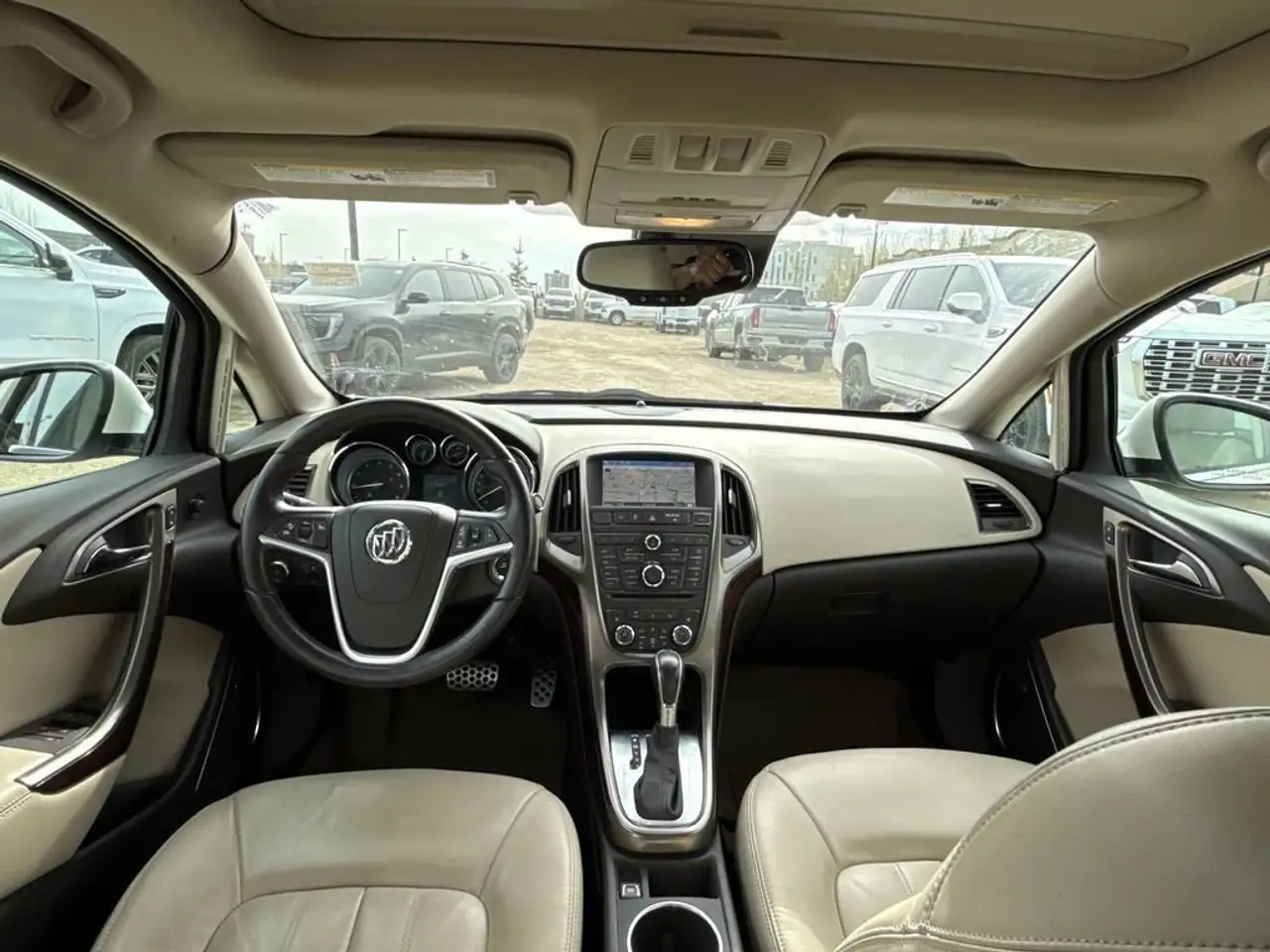 Buick Verano снимка Buick Verano