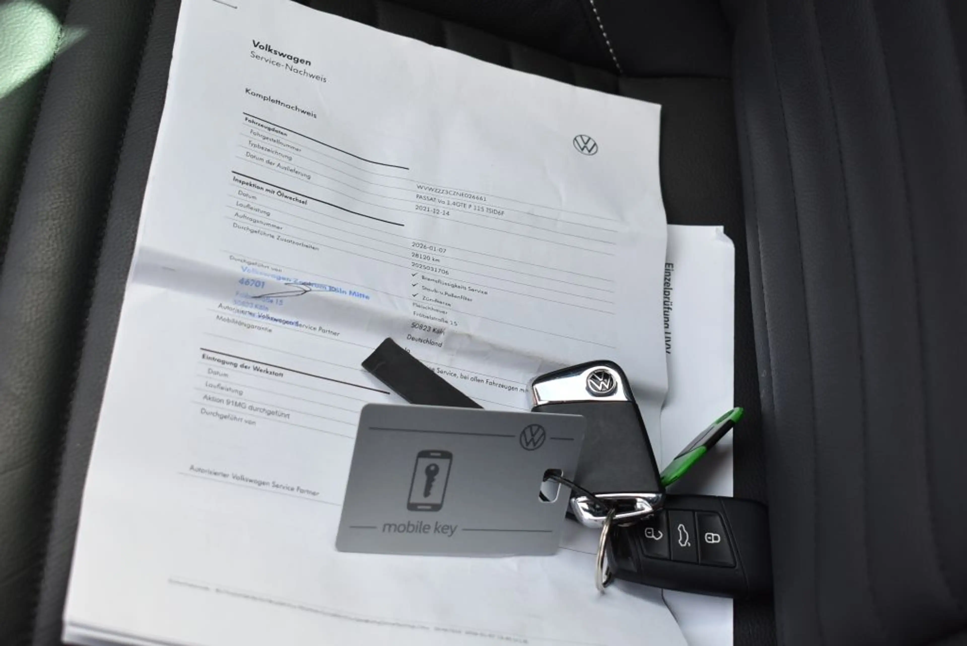 Volkswagen Passat Variant 1.4 TSI Plug-In-Hybrid DSG GTE Alu Navi Klimatroni — photo 11