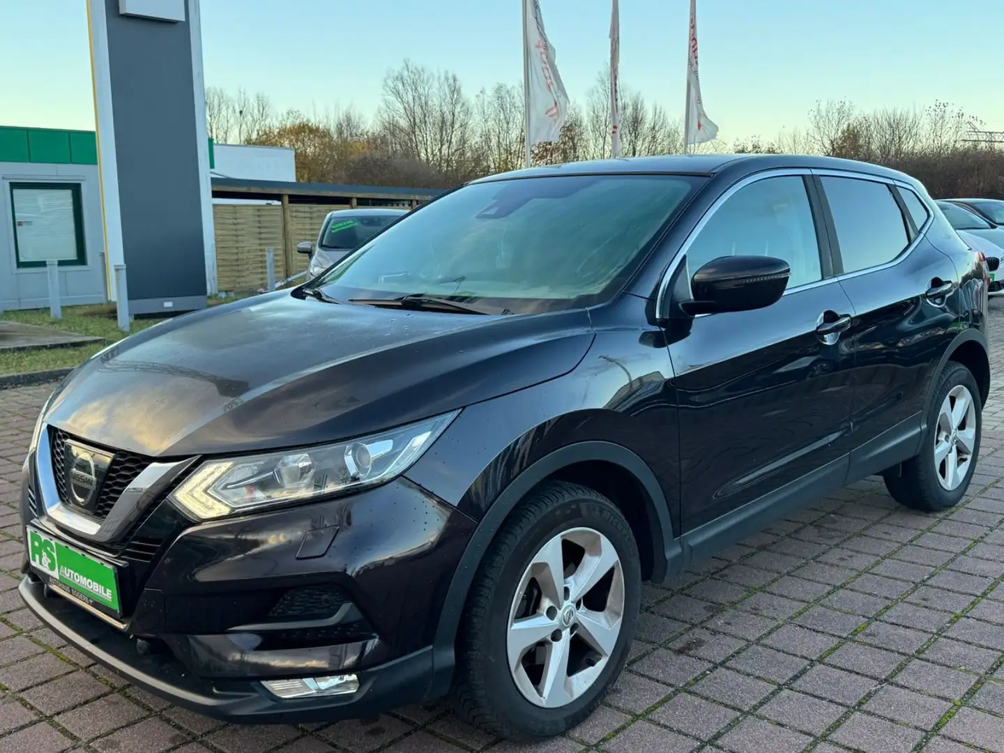 Nissan Qashqai 1.2  Acenta !!Getriebeschaden!! - 1