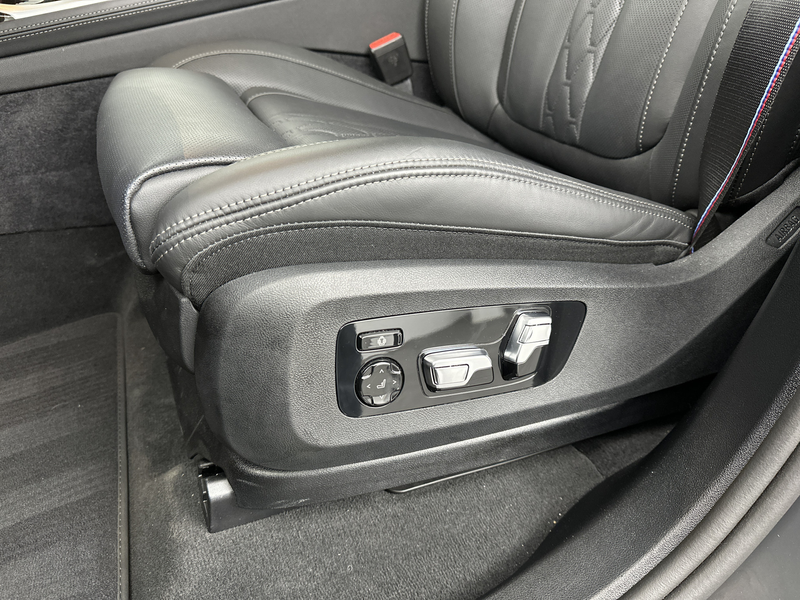 BMW X7 xDrive40i M-Sport | — photo 9