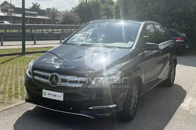 Mercedes-Benz B 250 B 250 e Sport