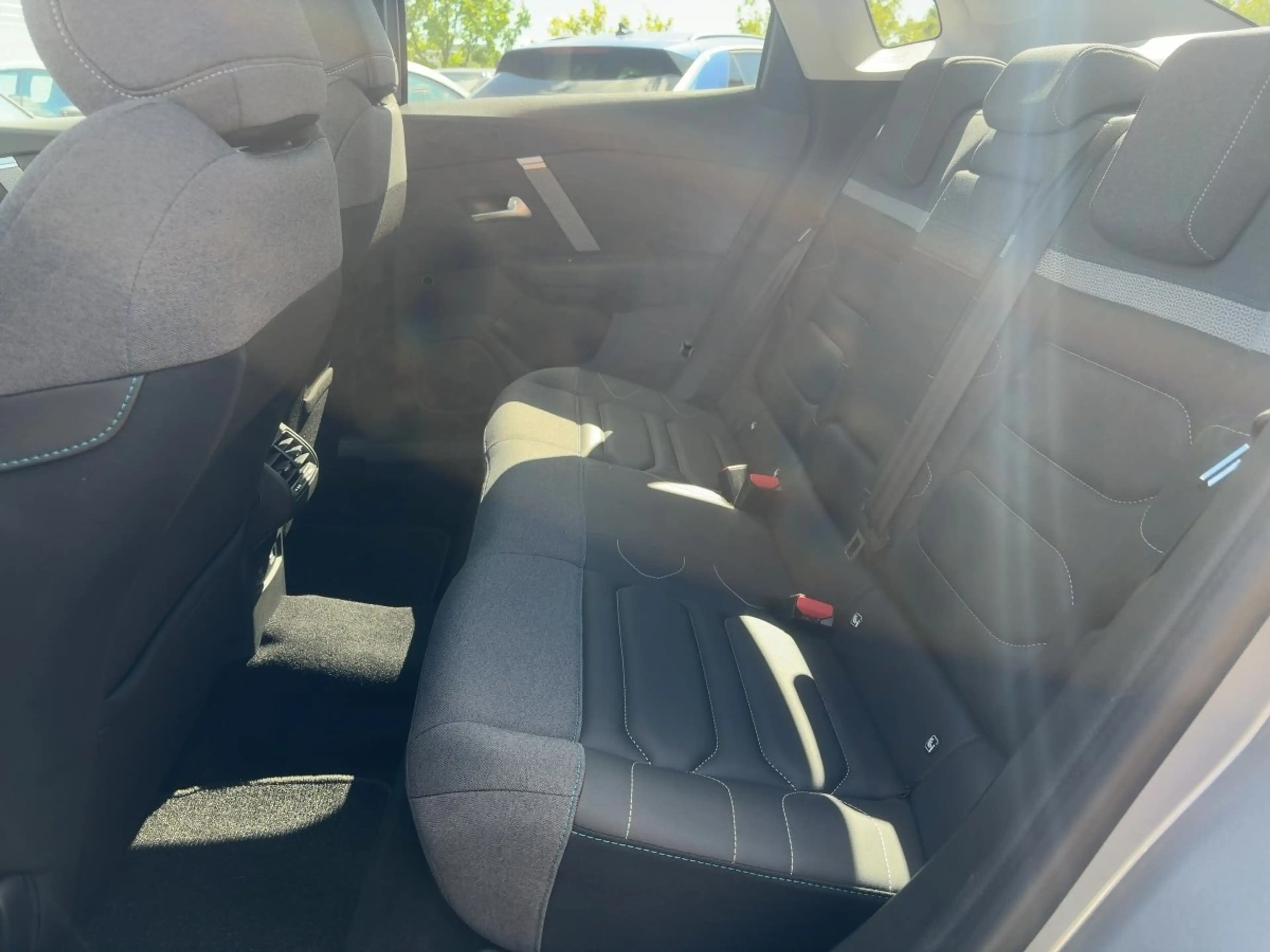 Citroen C4 X 1.2 PureTech 130 Max LED+Navi+2xKlima+Kam. — photo 9