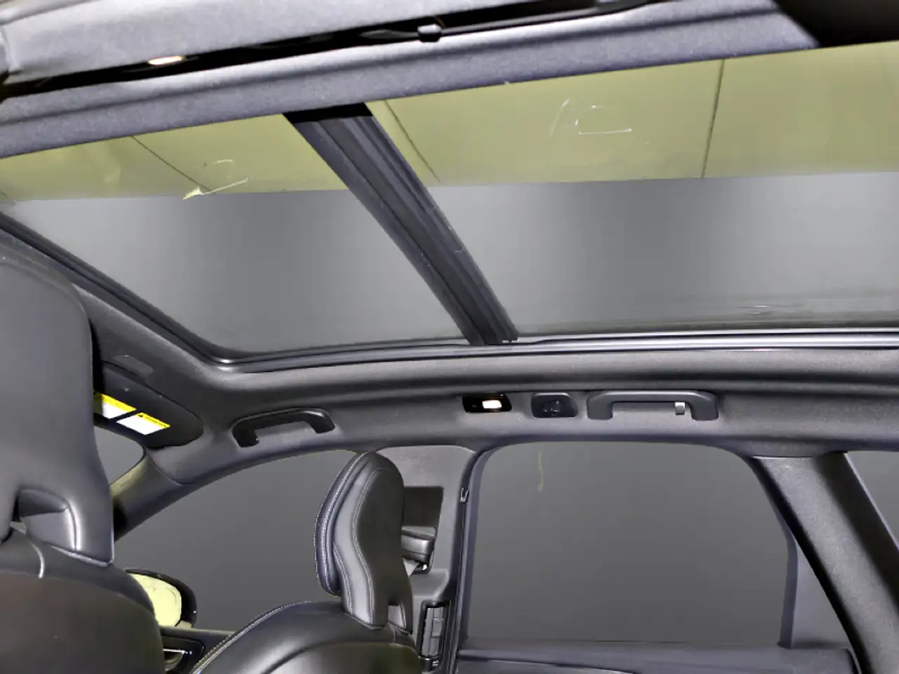 Volvo XC60 снимка Volvo XC60
