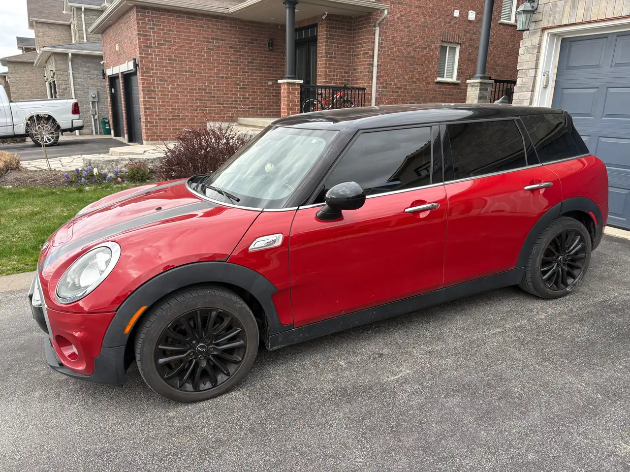 MINI Cooper Clubman снимка MINI Cooper Clubman