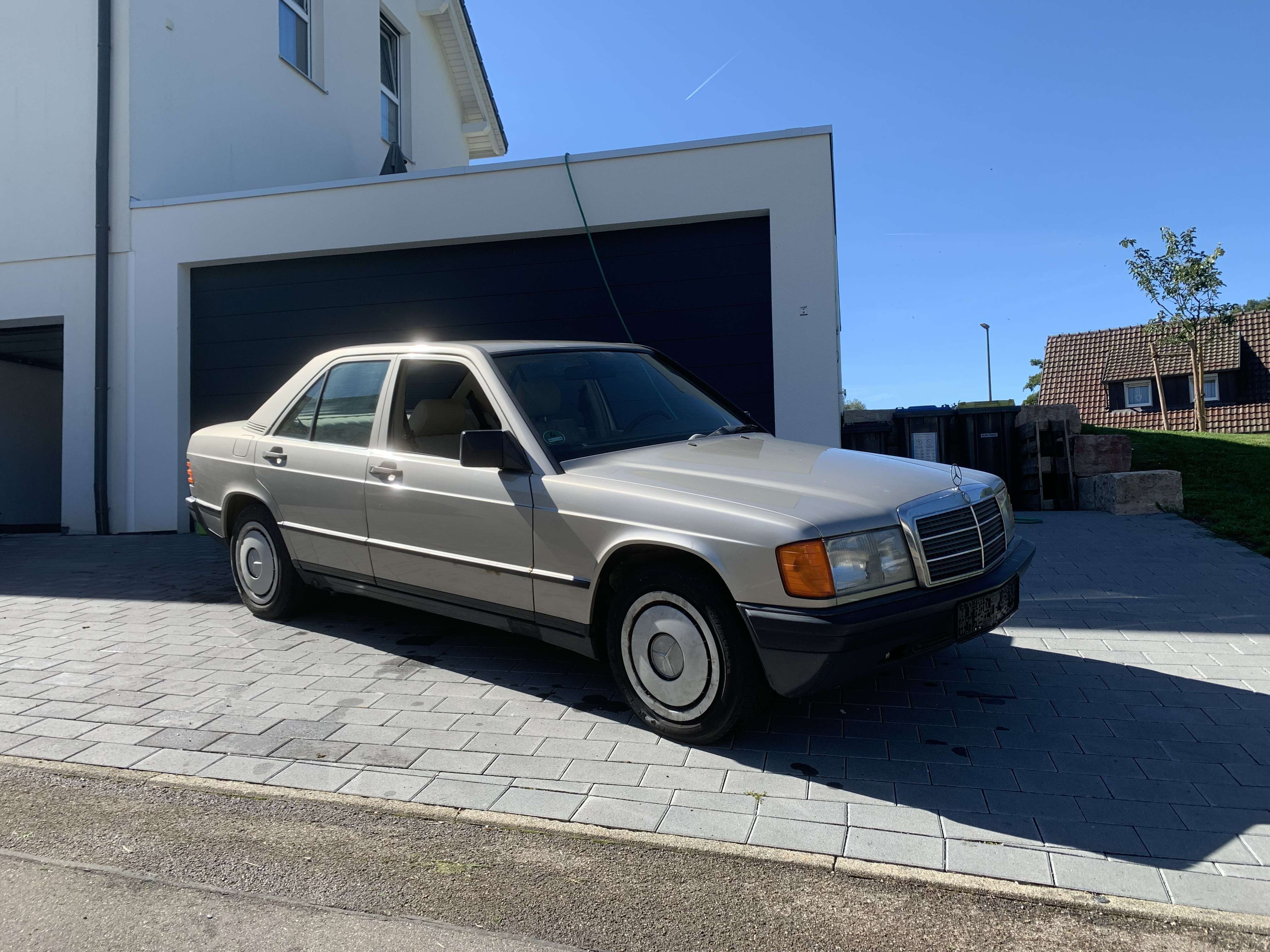 Ojazdené Mercedes Benz 190 2.0