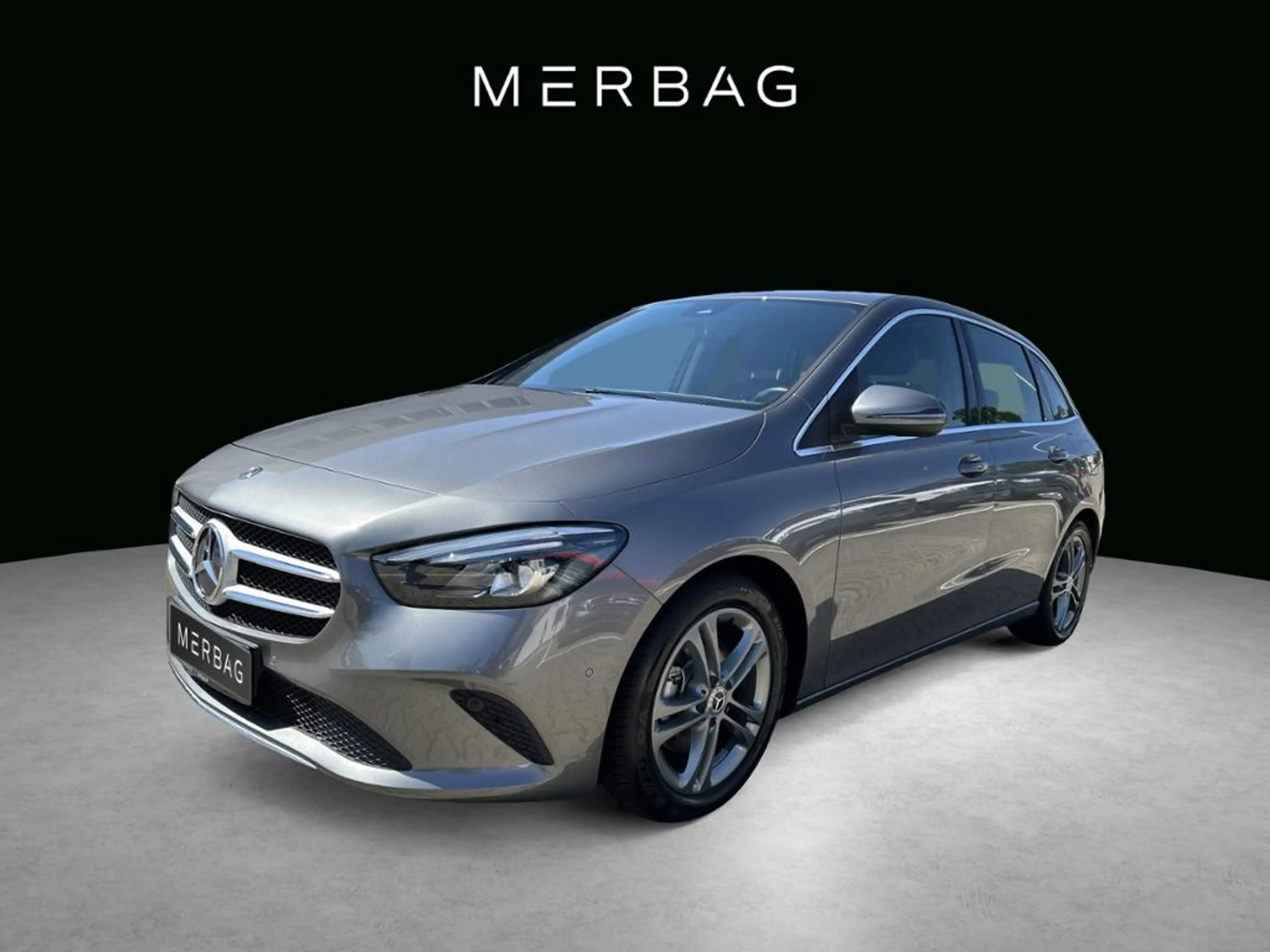 Mercedes-Benz B 200 AHK AUT KlimaA LED LM Navi PDC ParkAss SHZ