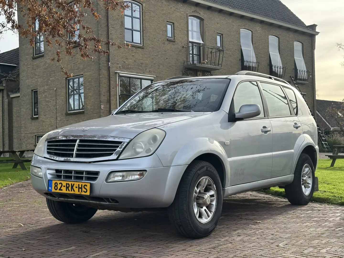 SsangYong Rexton RJ 230 NAP * 3500kg trekg * Rijdt perfect Grijs - 1