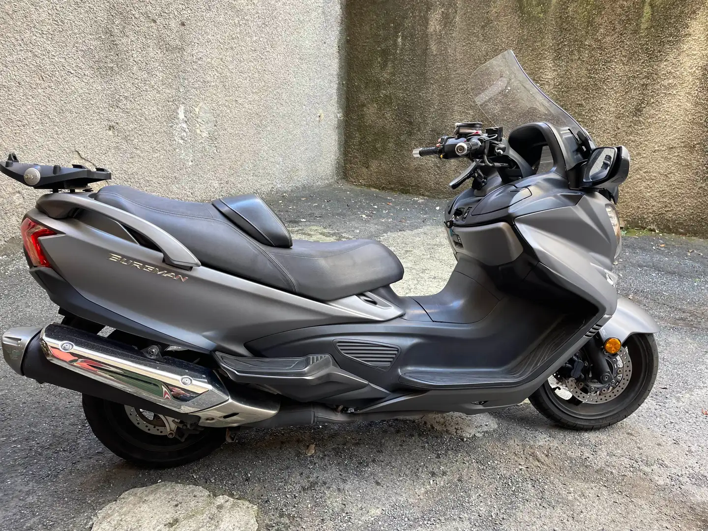 Suzuki Burgman 650 executive abs Gri - 2