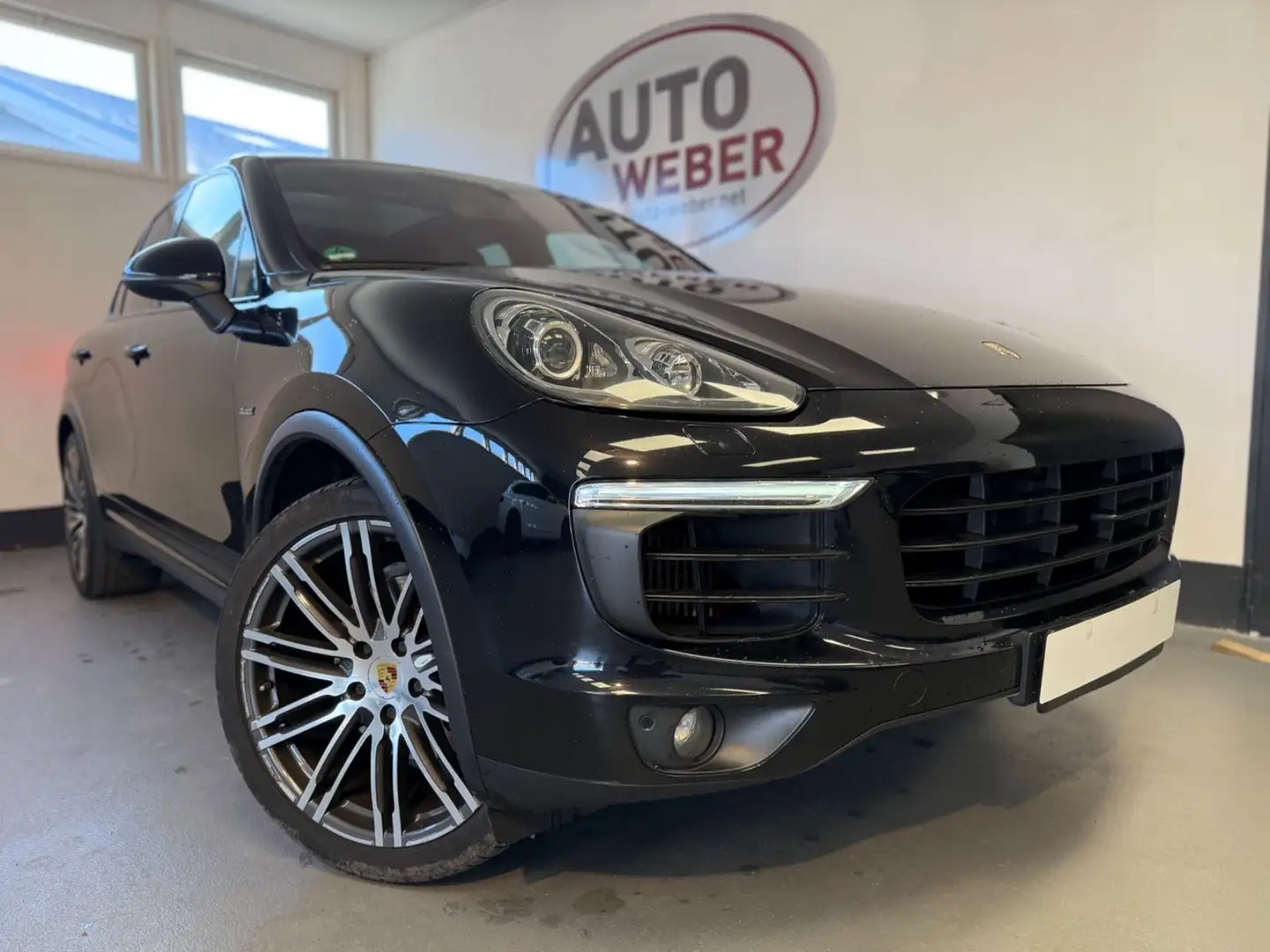 Porsche Cayenne CAYENNE 3.0 D*LEDER*NAVI*ACC*LUFTW*SPORTPAKET*21 Schwarz - 1