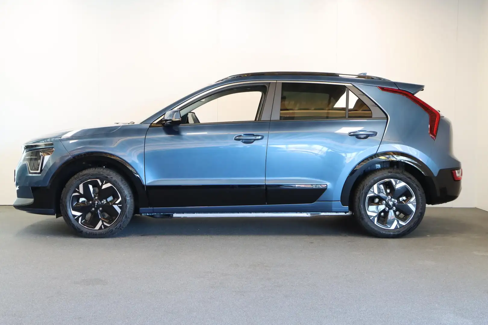 Kia e-Niro EV Plus 64.8 kWh Blauw - 2