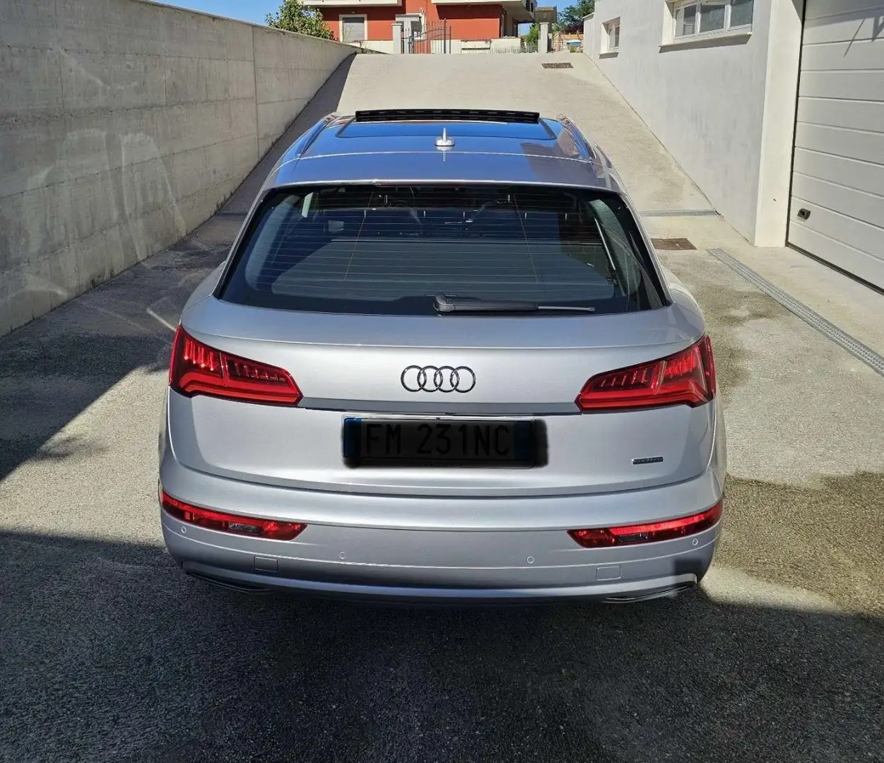 Audi Q5 2.0 TDi Quattro S tronic - 2