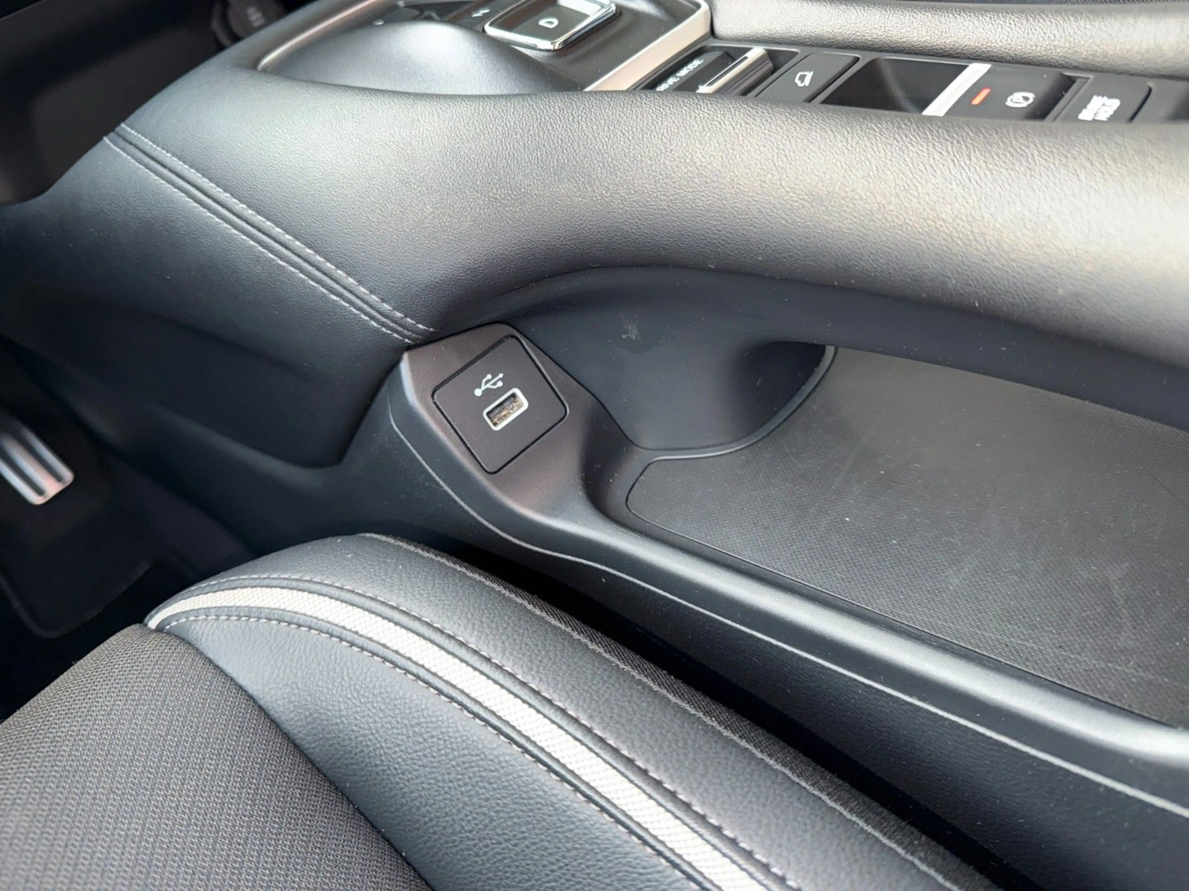 Honda ZR-V e:HEV Sport *1.HAND*ACC*CARPLAY* — photo 33