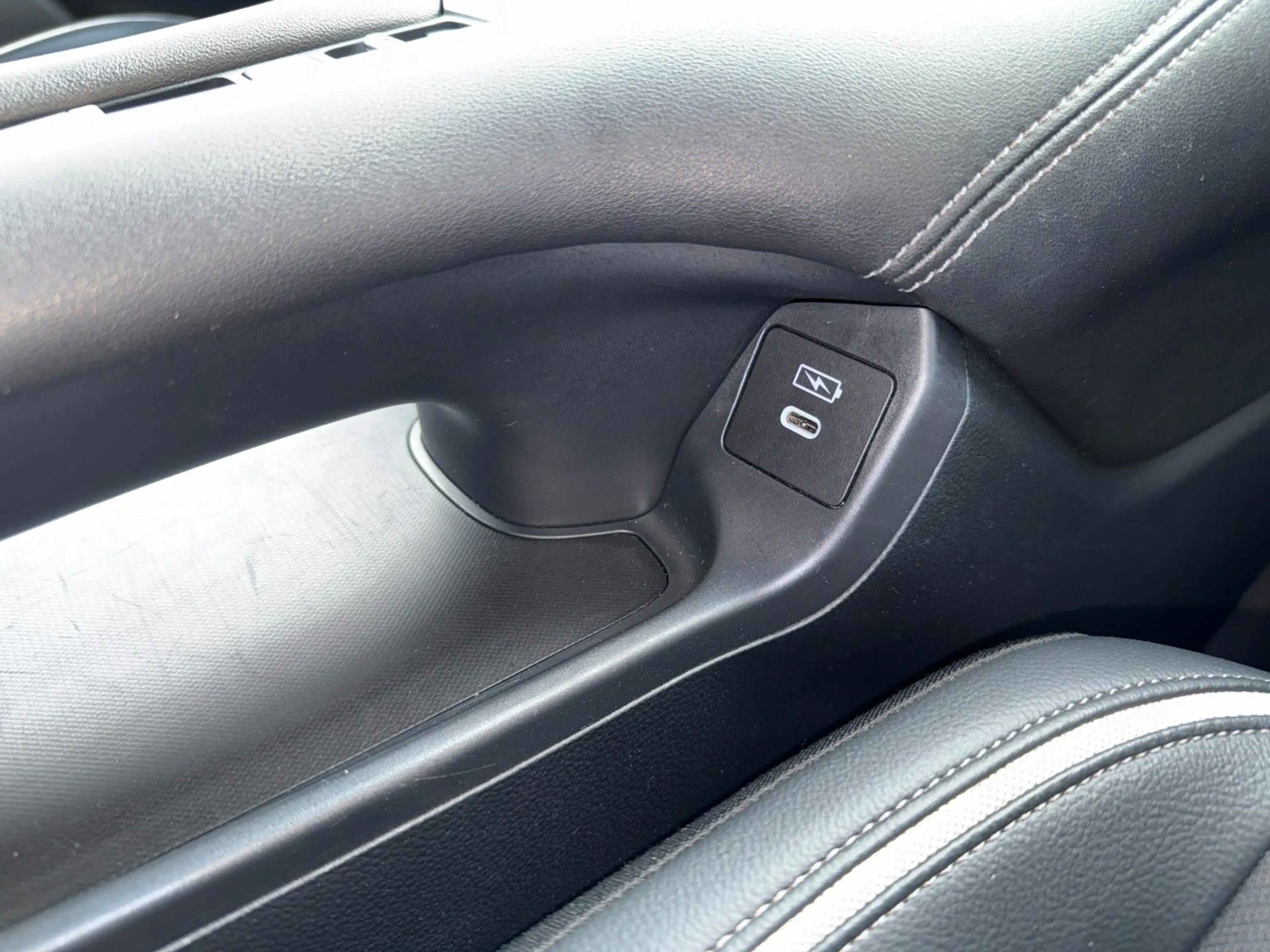 Honda ZR-V e:HEV Sport *1.HAND*ACC*CARPLAY* — photo 32