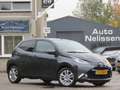 Toyota Aygo 1.0 VVT-i x-joy | HALF LEDER | GROOT SCHERM NAVI | Grijs - thumbnail 3