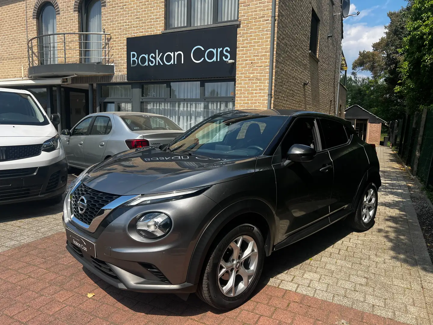 Nissan Juke 1.0 DIG-T/M2020/66.000KM/AIRCO/NAVI/12M GARANTIE Grau - 2